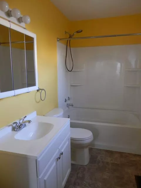 240 Barnhart, Marion, OH 43302 photo 8