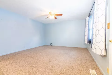 815 Central Ave, Marion, OH 43302 photo 2