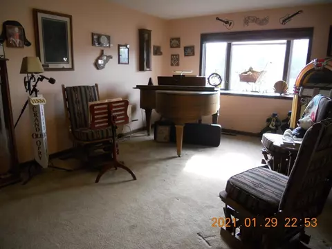 532 S Gemini, Marion, OH 43302 photo 2