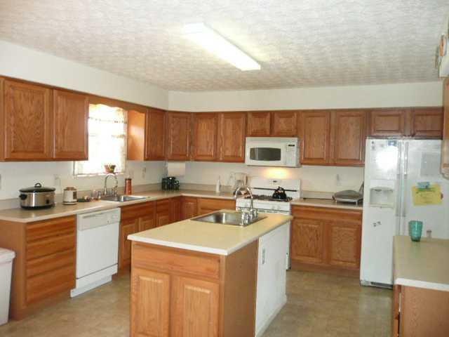 310 Haystack Ave, Pataskala, OH 43062 photo 3
