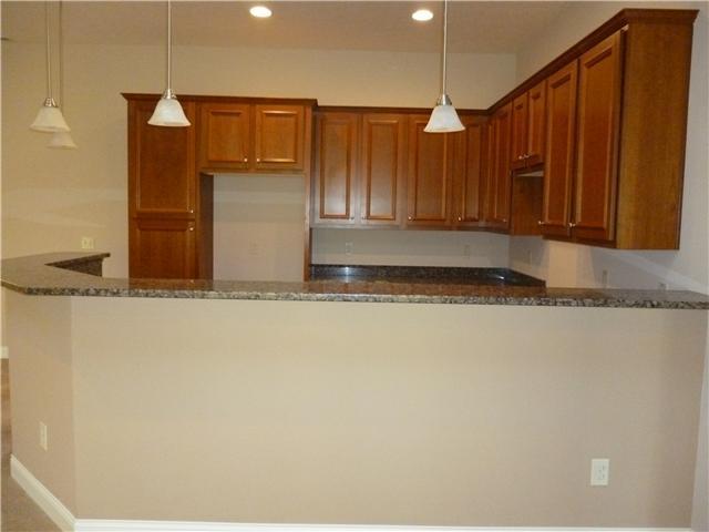 6004 Eiger Rd, Columbus, OH 43213 photo 4
