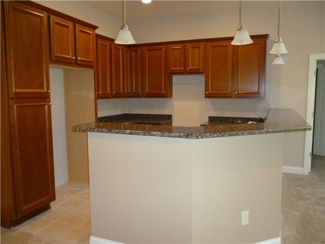 6004 Eiger Rd, Columbus, OH 43213 photo 3