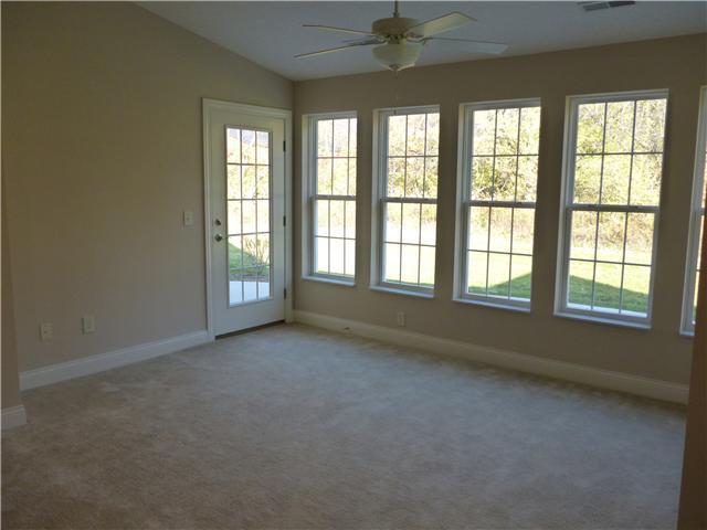 6004 Eiger Rd, Columbus, OH 43213 photo 6