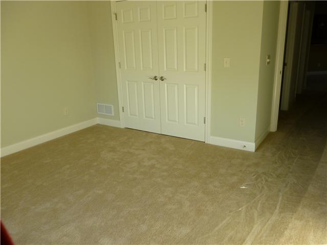 6004 Eiger Rd, Columbus, OH 43213 photo 9