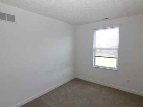 1018 Vanwert Loop, Blacklick, OH 43004 photo 12