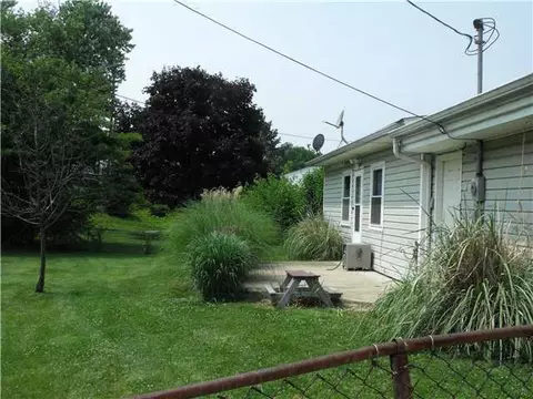 409 Ruth Ave, Circleville, OH 43113 photo 7