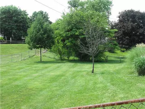 409 Ruth Ave, Circleville, OH 43113 photo 6