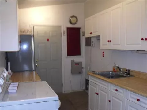 409 Ruth Ave, Circleville, OH 43113 photo 3