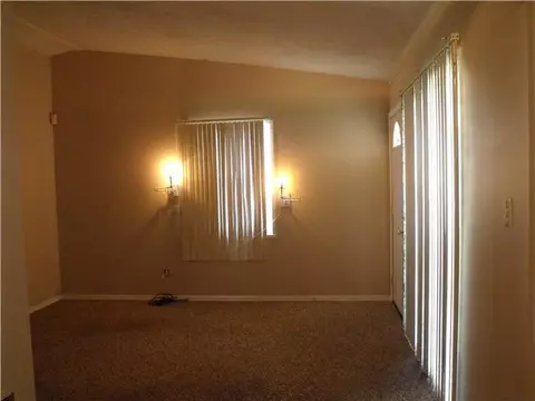 409 Ruth Ave, Circleville, OH 43113 photo 5
