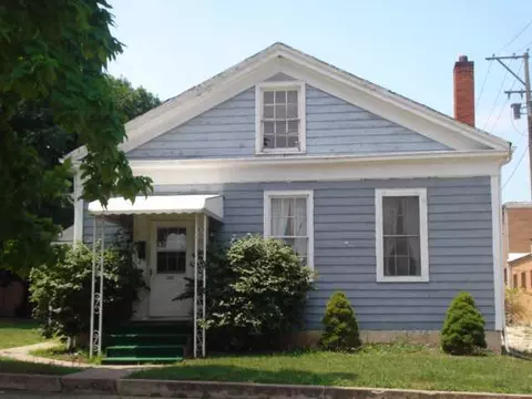 327 S Center St, Springfield, OH 45506 photo 1