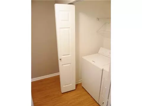 4939 Dublin Fls, Columbus, OH 43221 photo 13