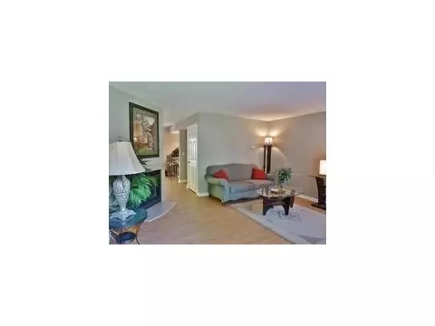 4939 Dublin Fls, Columbus, OH 43221 photo 23