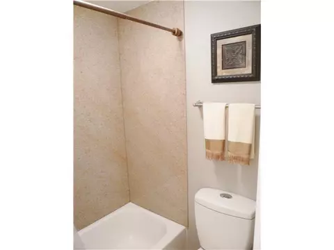 4939 Dublin Fls, Columbus, OH 43221 photo 21