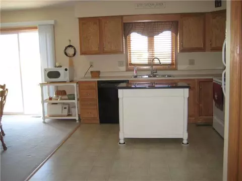 2075 Matheny Ave, Marion, OH 43302 photo 6