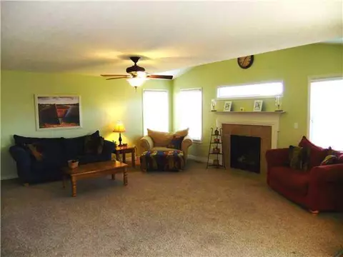 224 Switchback Ct, Delaware, OH 43015 photo 5