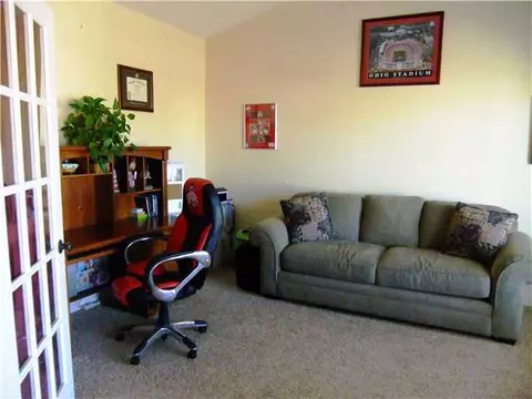 224 Switchback Ct, Delaware, OH 43015 photo 2