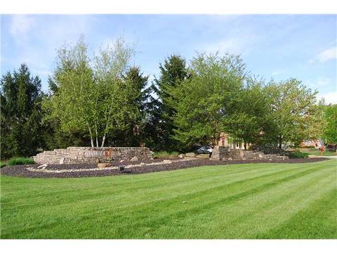 8772 Birch Brook Loop, Pickerington, OH 43147 photo 2