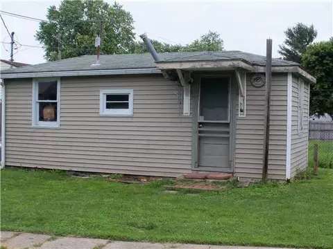 420 E Union St, Circleville, OH 43113 photo 9