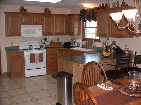5095 Brookshire Ln, Springfield, OH 45502 photo 5