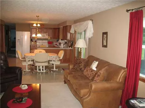 4763 Spring Hill Rd, Newark, OH 43056 photo 9