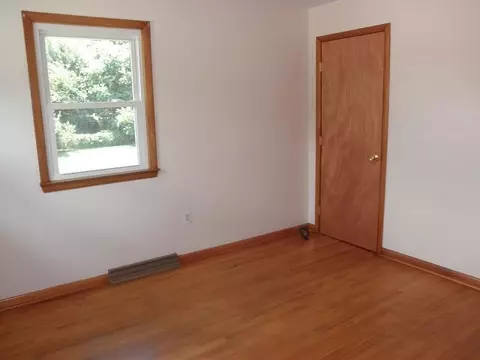 727 E Mound St, Circleville, OH 43113 photo 11