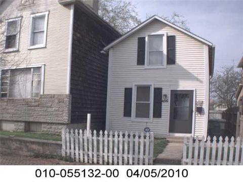 496 E Beck St, Columbus, OH 43206 photo 1