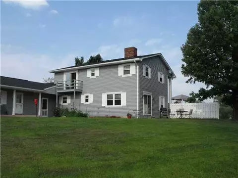 25841 Shoemaker Rd, Circleville, OH 43113 photo 2