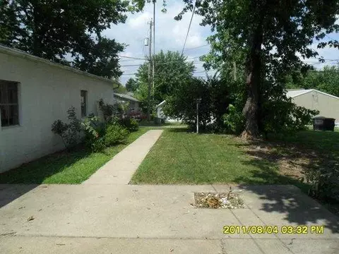 372 E Main St, Circleville, OH 43113 photo 12