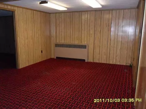 372 E Main St, Circleville, OH 43113 photo 10