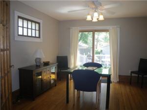 209 E Pacemont Rd, Columbus, OH 43202 photo 3