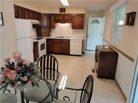 90 Custer Rd, Heath, OH 43056 photo 3