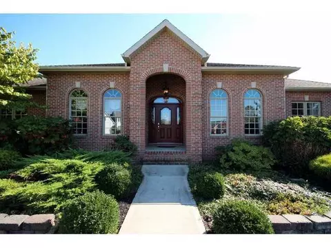 517 Bowers Ct, Circleville, OH 43113 photo 2