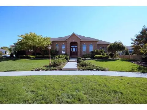 517 Bowers Ct, Circleville, OH 43113 photo 1
