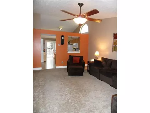 8497 Squad Dr, Galloway, OH 43119 photo 4