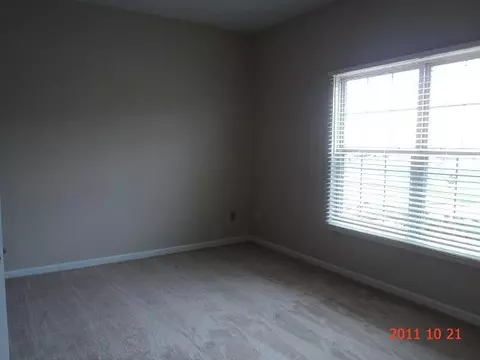 104 Maple Leaf Dr, Johnstown, OH 43031 photo 8