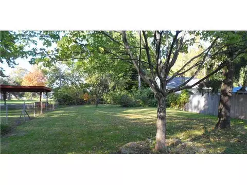 38 E College Ave, Springfield, OH 45502 photo 3