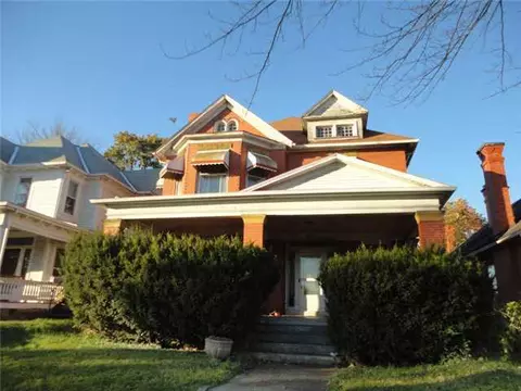 749 E Main St, Lancaster, OH 43130 photo 1
