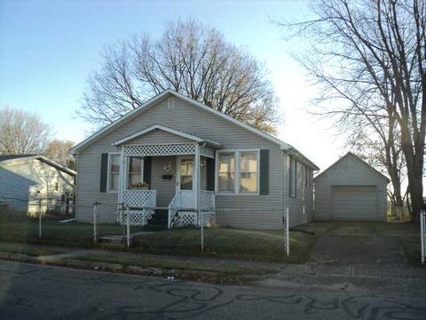 129 Town St, Circleville, OH 43113 photo 1