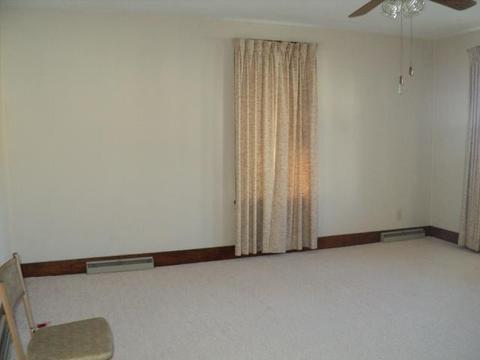129 Town St, Circleville, OH 43113 photo 2