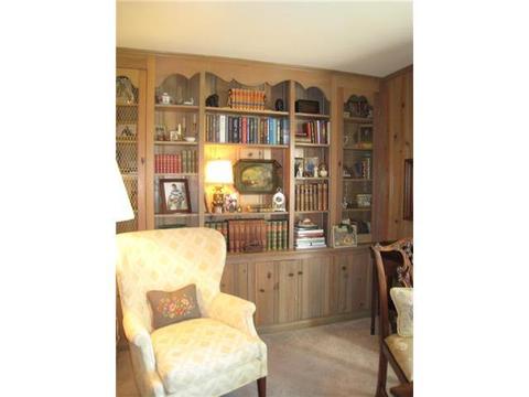 2260 E Broad St, Bexley, OH 43209 photo 10
