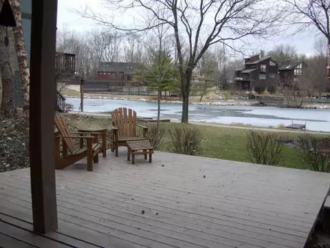 314 Lakeside Dr, Westerville, OH 43081 photo 2