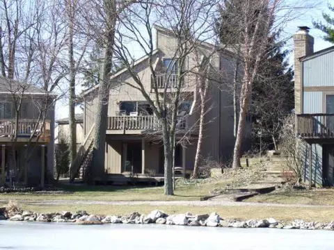 314 Lakeside Dr, Westerville, OH 43081 photo 3
