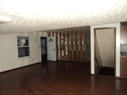 3021 Upton Rd, Columbus, OH 43232 photo 3