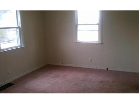 992 E 20th Ave, Columbus, OH 43211 photo 2