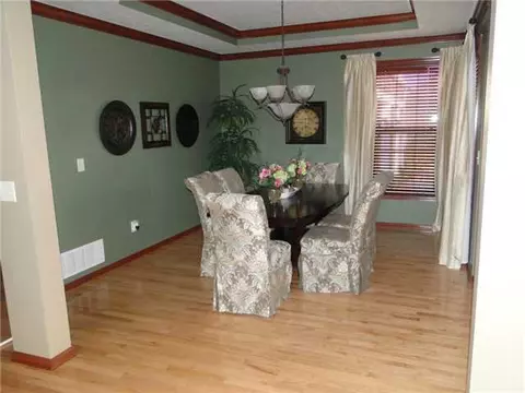 8443 Maple Leaf Ct, Powell, OH 43065 photo 3