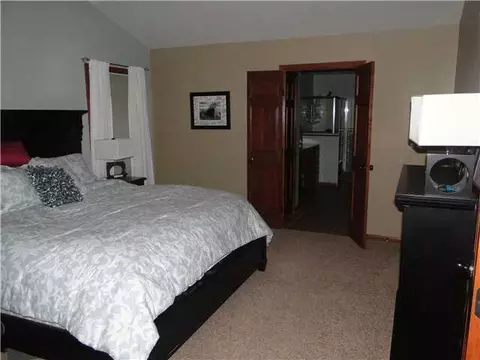 8443 Maple Leaf Ct, Powell, OH 43065 photo 6