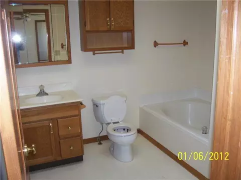 19428 Hill Rd, Circleville, OH 43113 photo 8