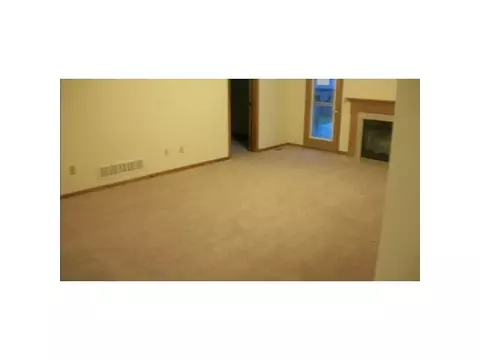 19428 Hill Rd, Circleville, OH 43113 photo 3