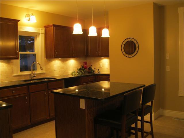 145 E 5th Ave, Lancaster, OH 43130 photo 2