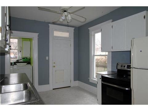 252 E Blake Ave, Columbus, OH 43202 photo 4